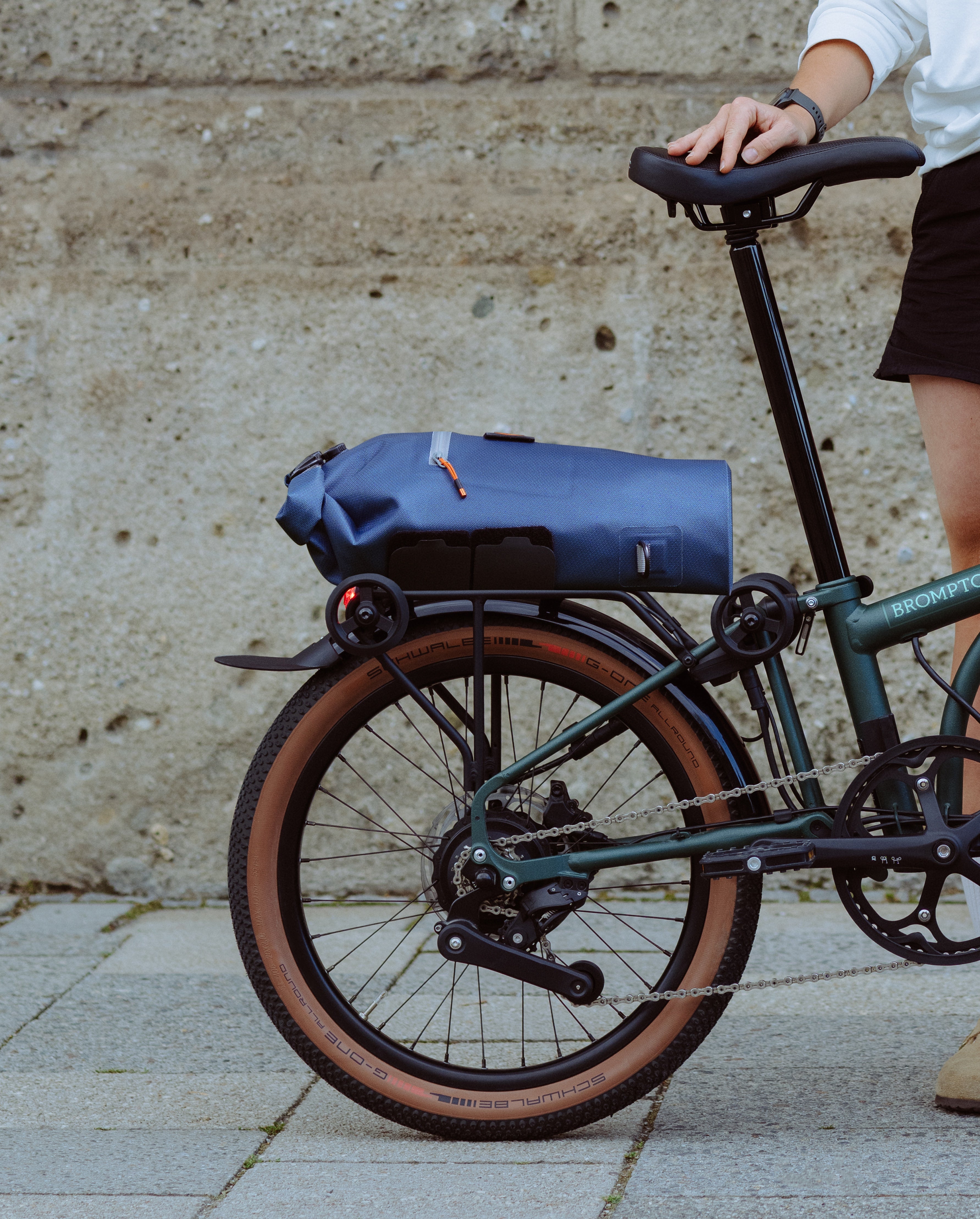 Borough Waterproof Roller Rack Bag Navy/Grey