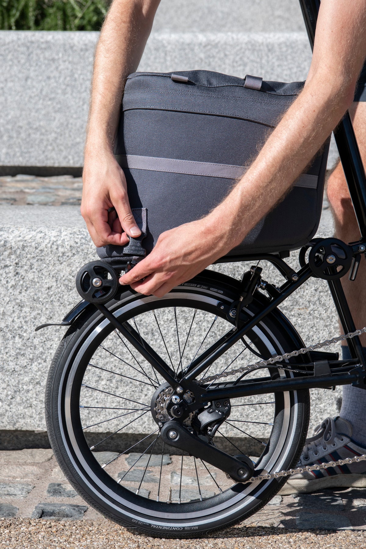 Brompton Borough Roller Rack Bag