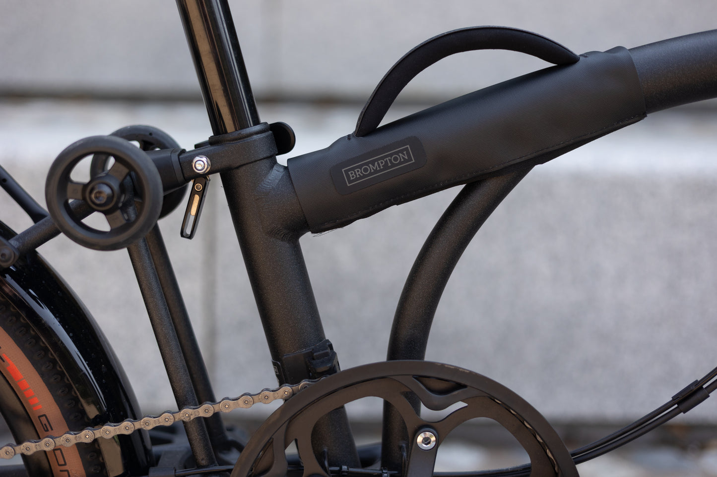 Brompton Carry Handle